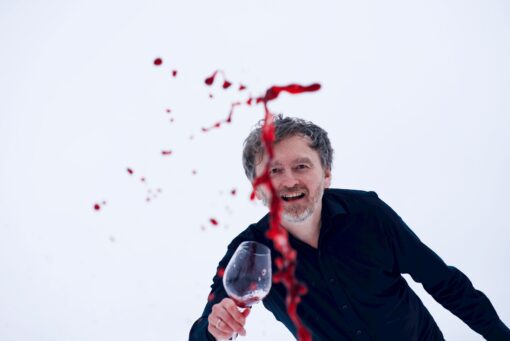 MUSIC & WINE - En musikalsk vinsmaking med Knut Bjørnar Asphol. <br>Fredag 28. februar kl. 19:00